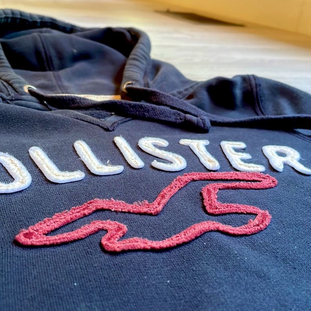 Hollister pocket hoodie XS/S